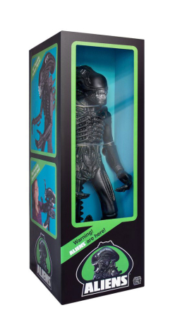 Aliens Super Size Action Figure Alien Warrior Classic Toy Edition (Matte Black) 46 cm