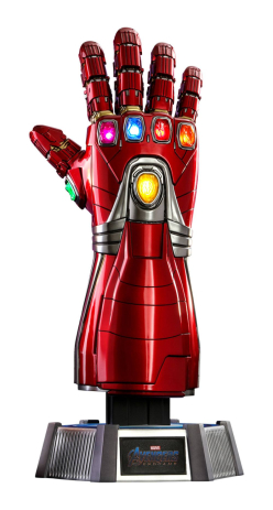 Avengers Endgame Life-Size Masterpiece Replica 1/1 Nano Gauntlet 52 cm