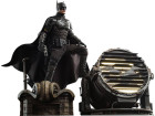 The Batman Movie 1/6 Batman with Bat-Signal 31 cm Hobby