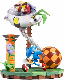 Sonic 30th Anniversary Sonic vs Dr. Eggman Diorama Statue 24cm