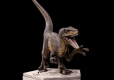 Velociraptor A 9 cm Statue Jurassic World Icons
