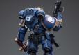 Warhammer 40k Action Figure 1/18 Ultramarines Primaris Lieutenant Argaranthe 12 cm