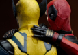 Deadpool Deluxe Art Scale Statue 1/10 Deadpool & Wolverine 21 cm